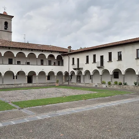 Monastero Del Lavello Otel